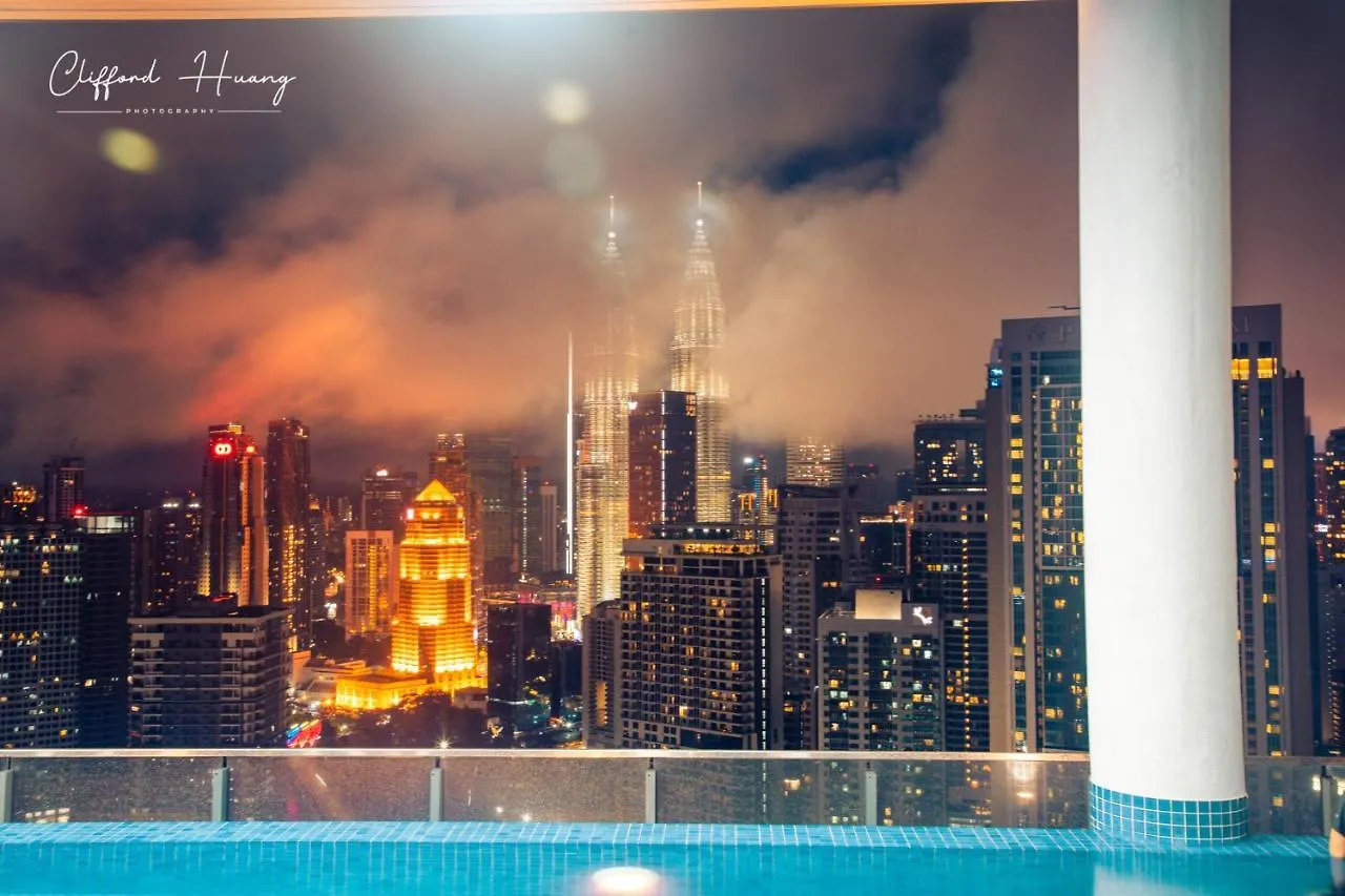 Best Pool View Klcc Trx Merdeka 118 Near Monorail Station Clb371B Kuala Lumpur Apartment