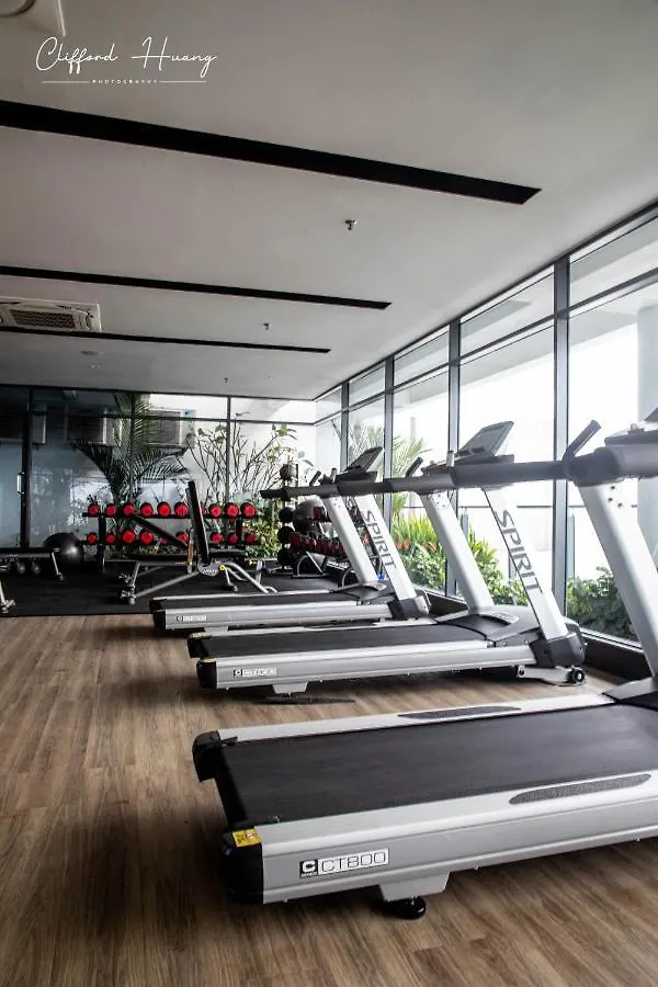 Best Pool View Klcc Trx Merdeka 118 Near Monorail Station Clb371B Kuala Lumpur Ma­lay­sia