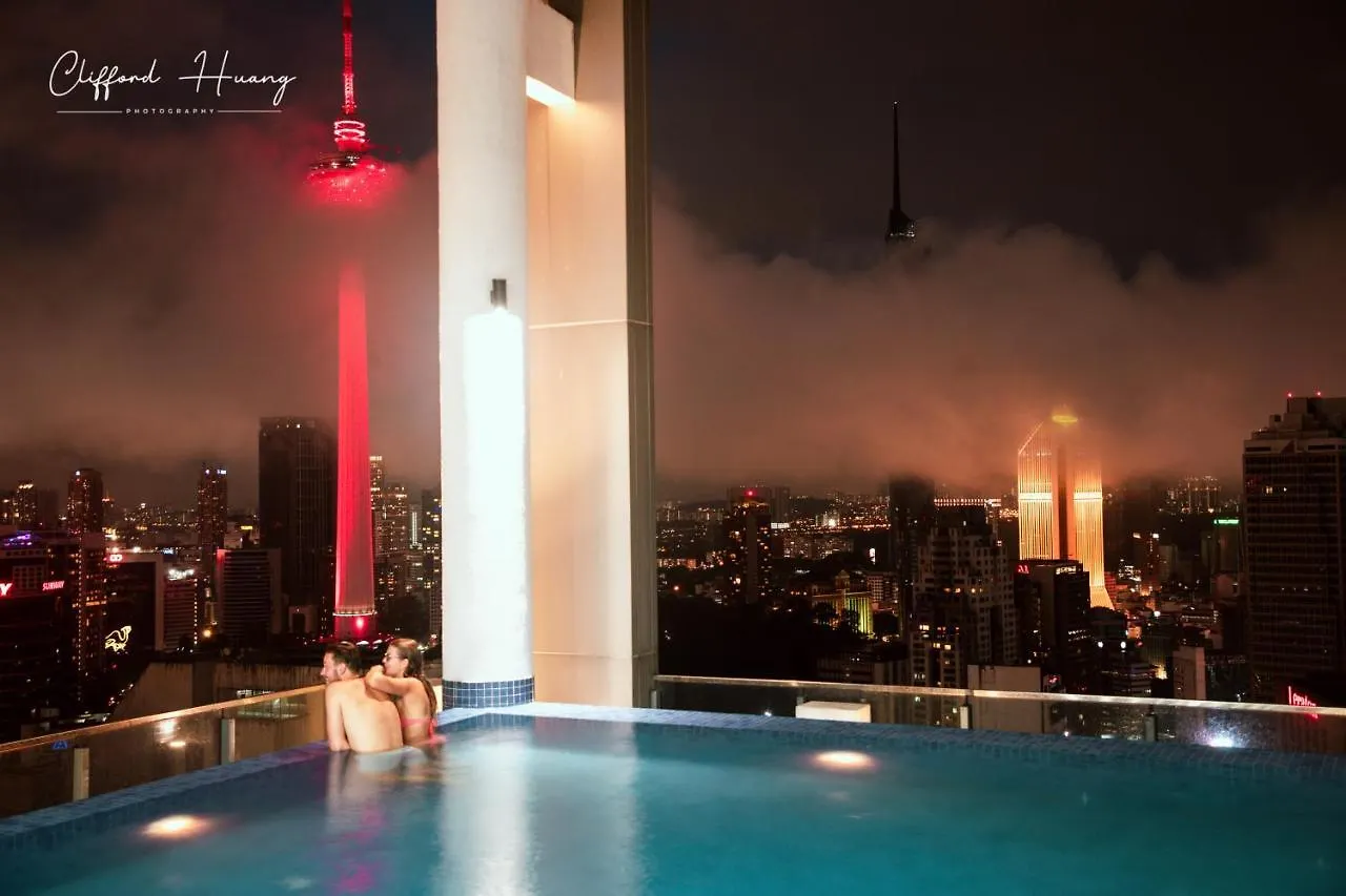 Best Pool View Klcc Trx Merdeka 118 Near Monorail Station Clb371B Kuala Lumpur